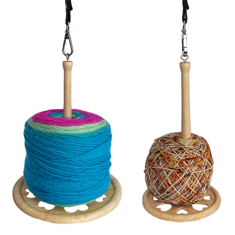 (Hearts) Wrist Yarn Ball/Cake Minder